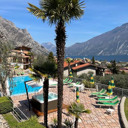 Appartamenti Villa Clivia Limone sul Garda Exterior photo